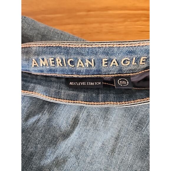American Eagle Next Level High Rise Denim Mini Skort Light Wash Sz 14 w/Shorts - Picture 4 of 9